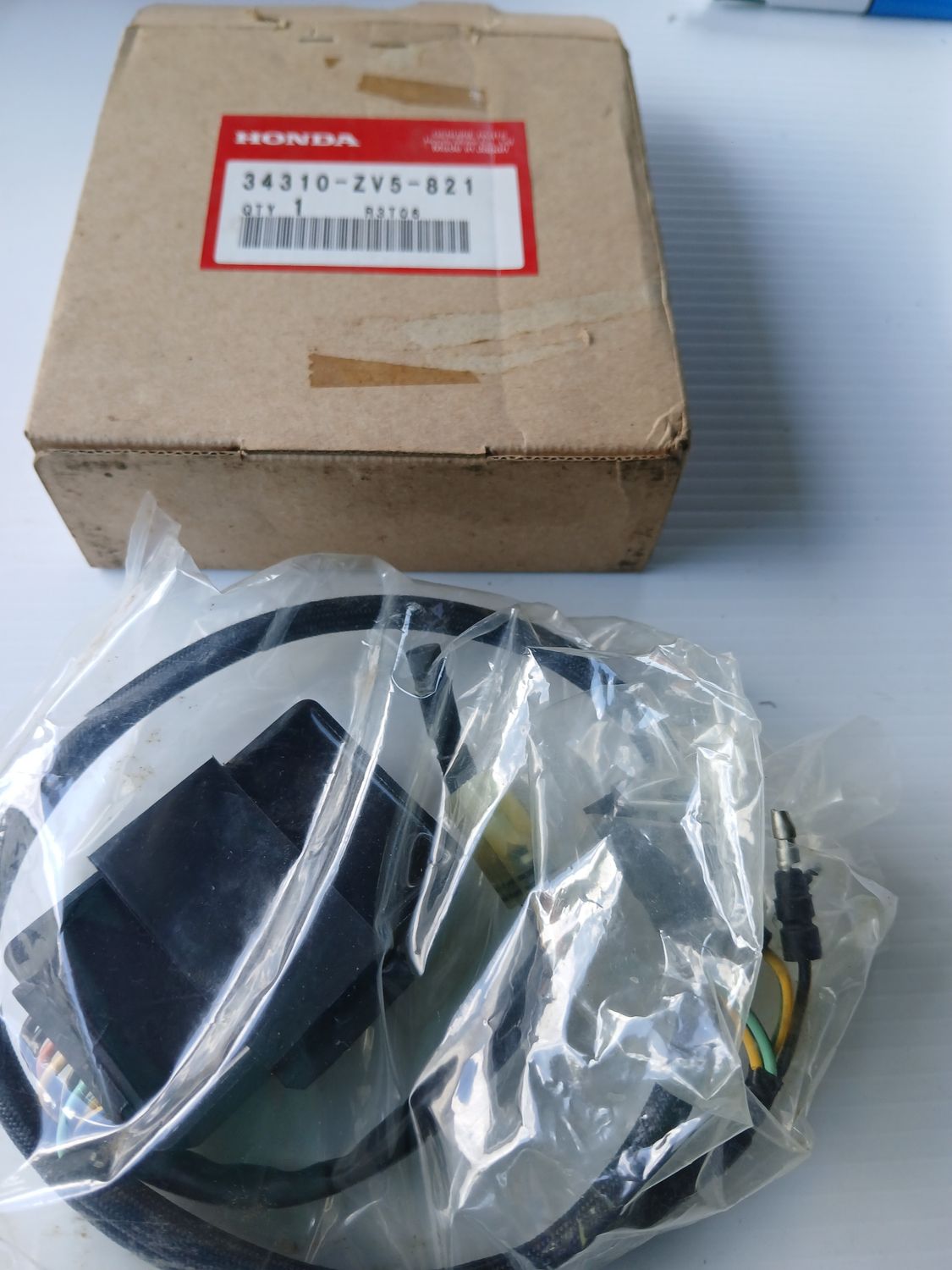 Trim Control Unit 34310-ZV5-821