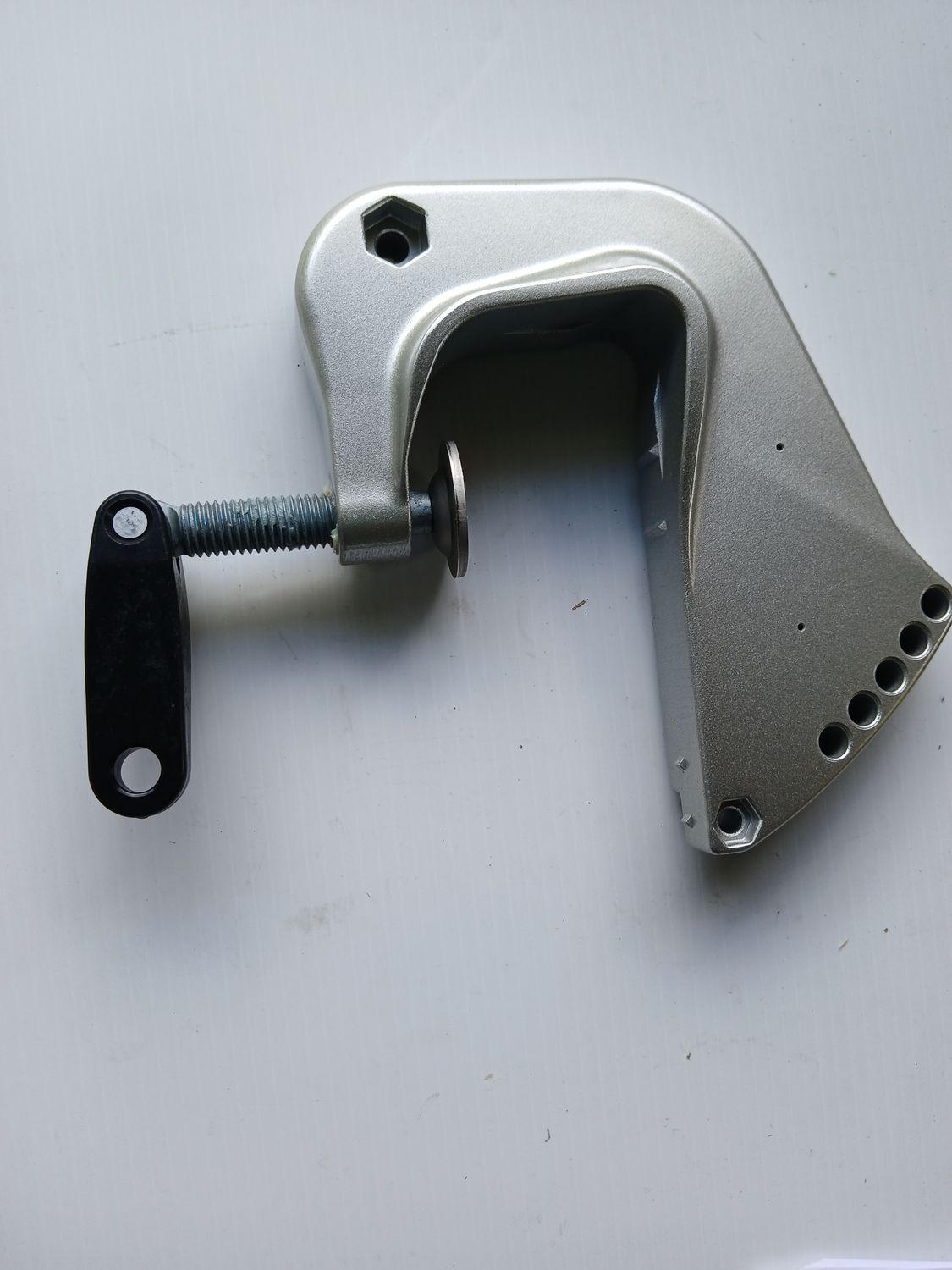 Transom Bracket, Left  50310-ZV1-843ZB