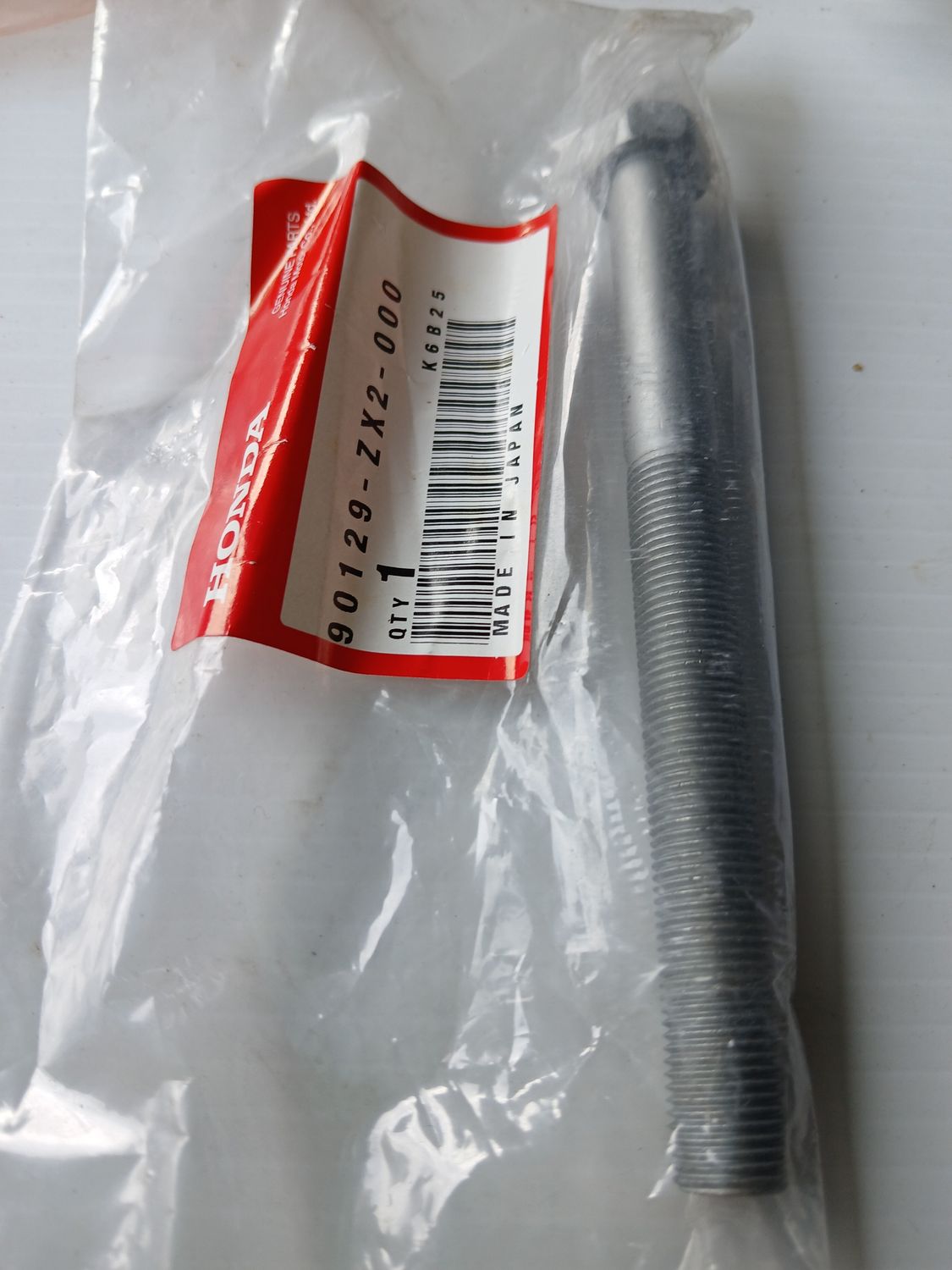 Bolt, Hex 12 x 130 90129-ZX2-000