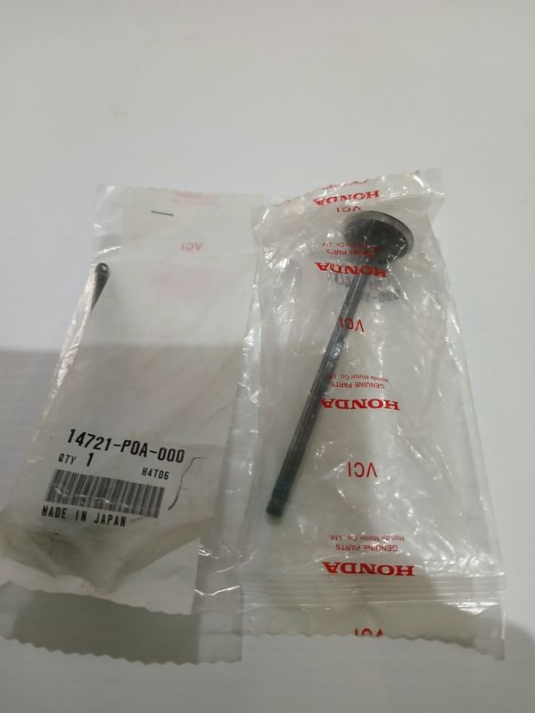 Valve,.Exhaust  14721-P0A-000