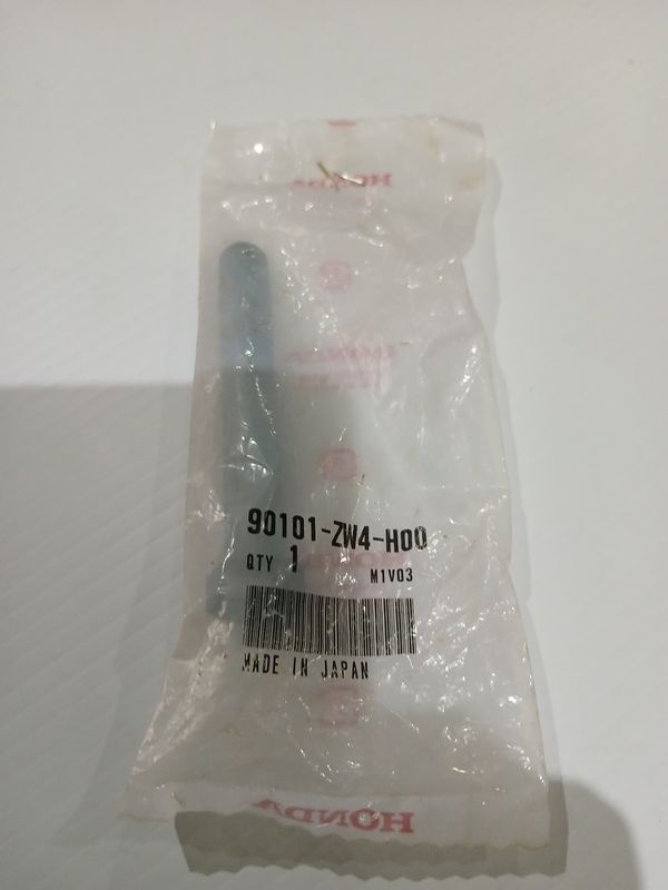 Bolt, Hex 12 x 80  90101-ZW4-H00