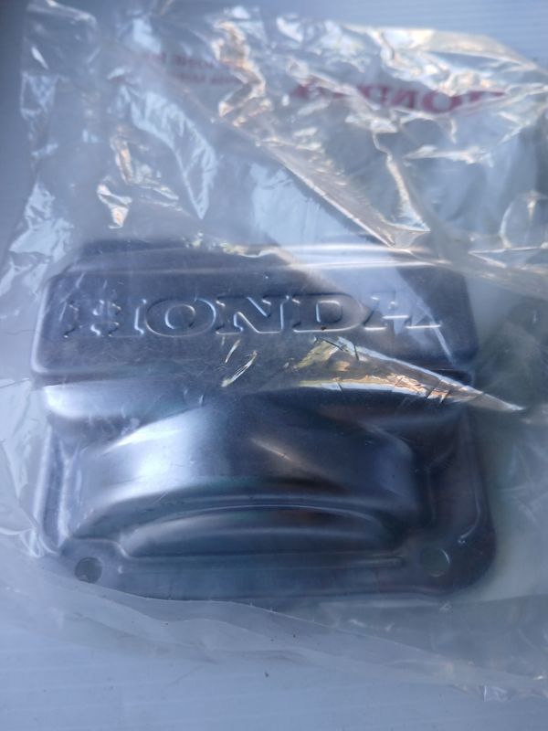 Cover, Head 12311-Z8B-000