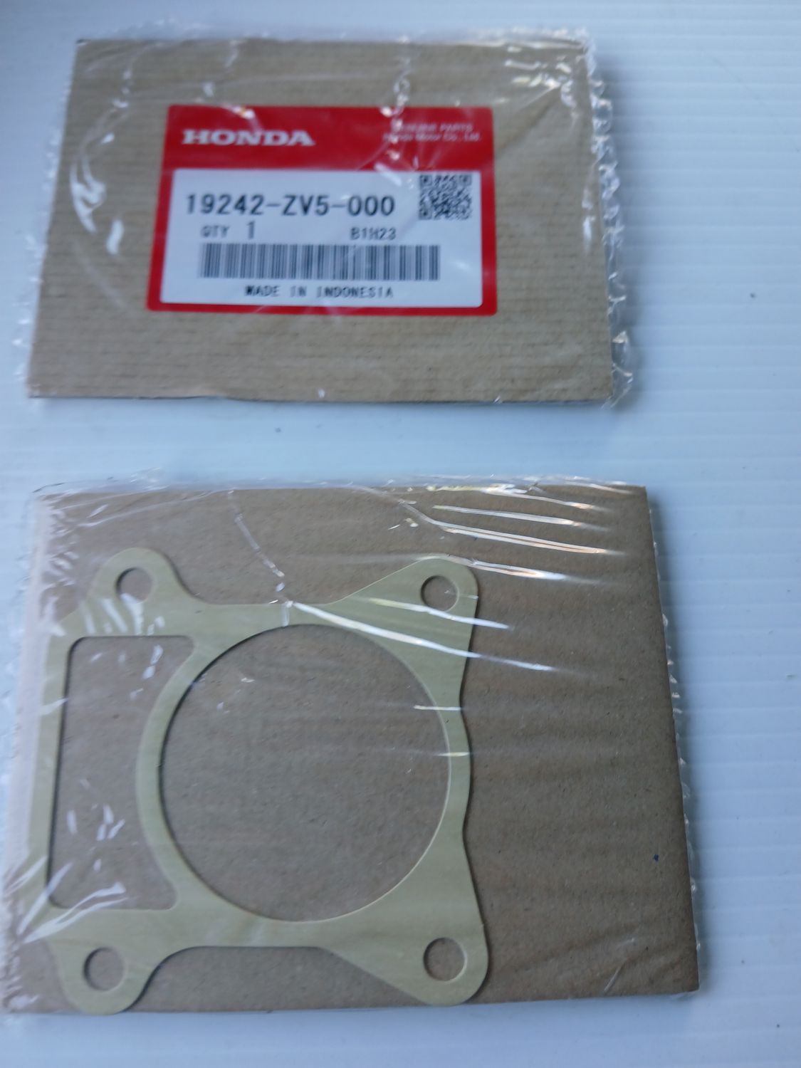 Gasket 19242-ZV5-000