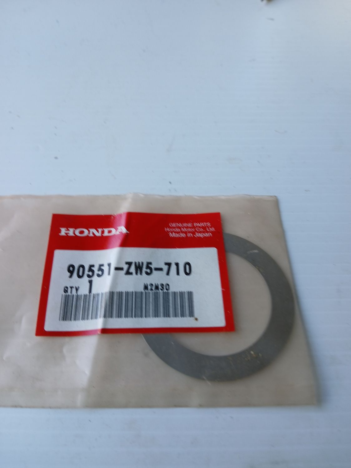 Shim D, Thrust 90551-ZW5-710