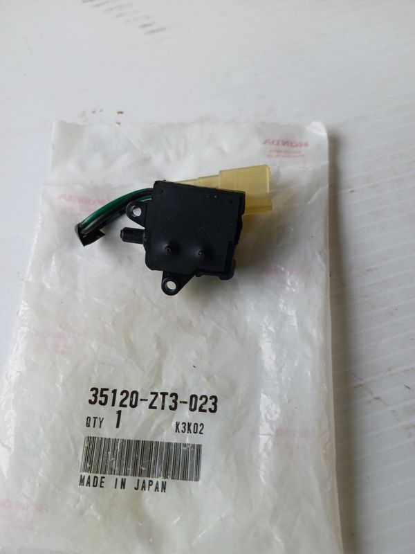 Switch Assy, Engine Stop  35120-ZT3-023
