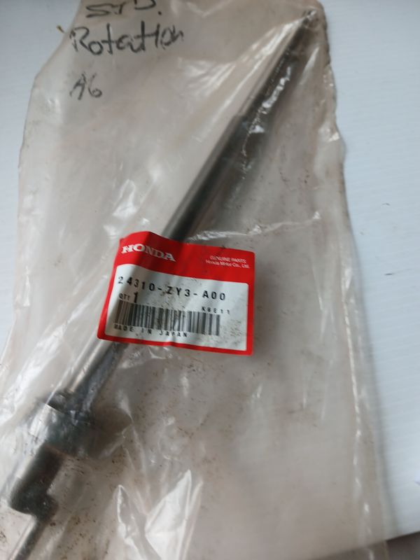 Rod Comp, Shift  24310-ZY3-A00