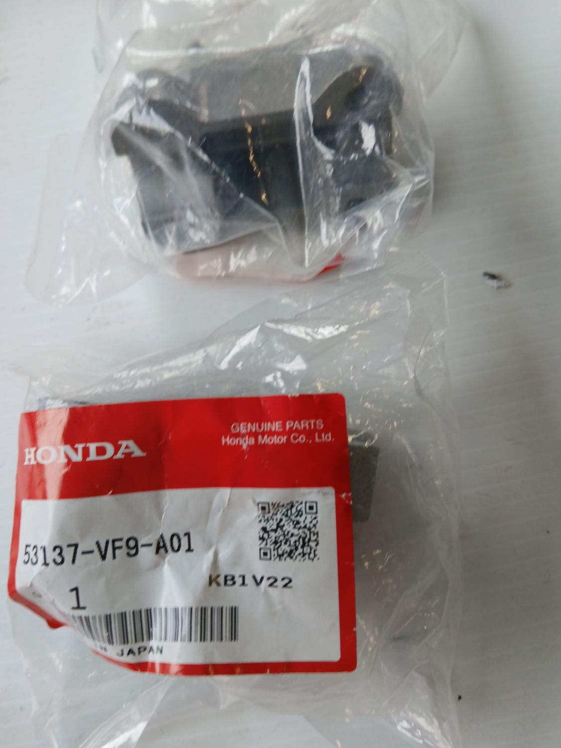 Holder B, Handle  53137-VF9-A01