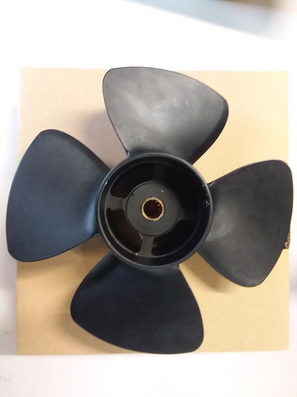 Solas/Tohatsu T8 4 Blade alloy propeller. 5013-087-07