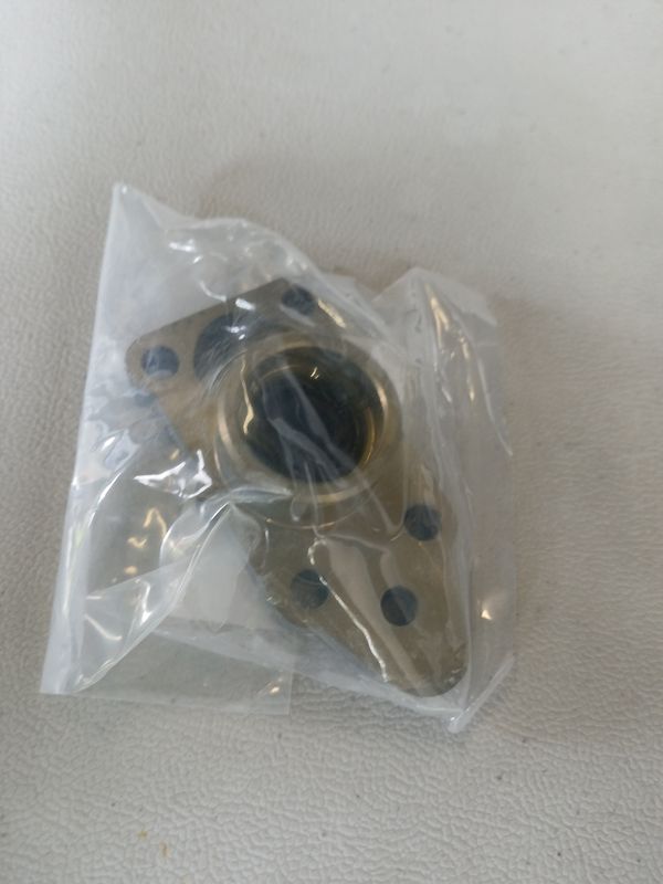 Pump Case Lower  3H2-65040-1