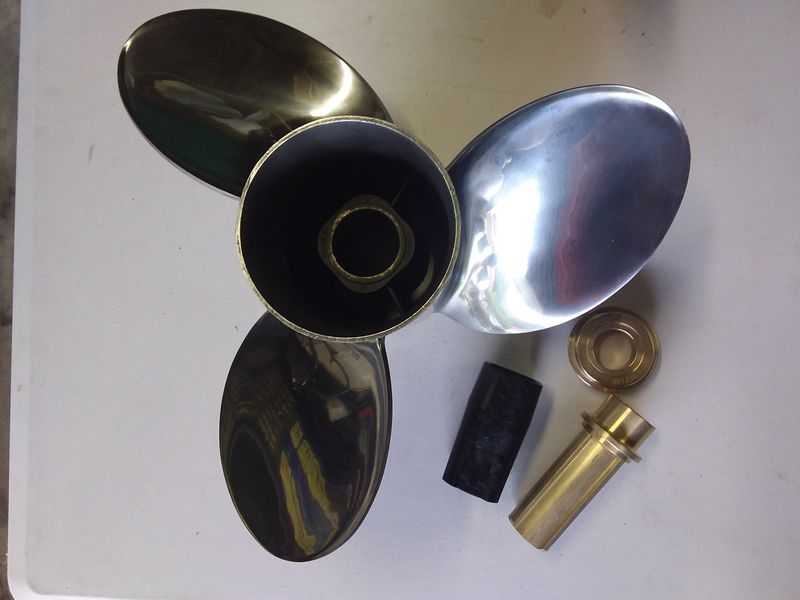 Evinrude Genuine 3 Blade Stainless Steel Propeller. 0763990.