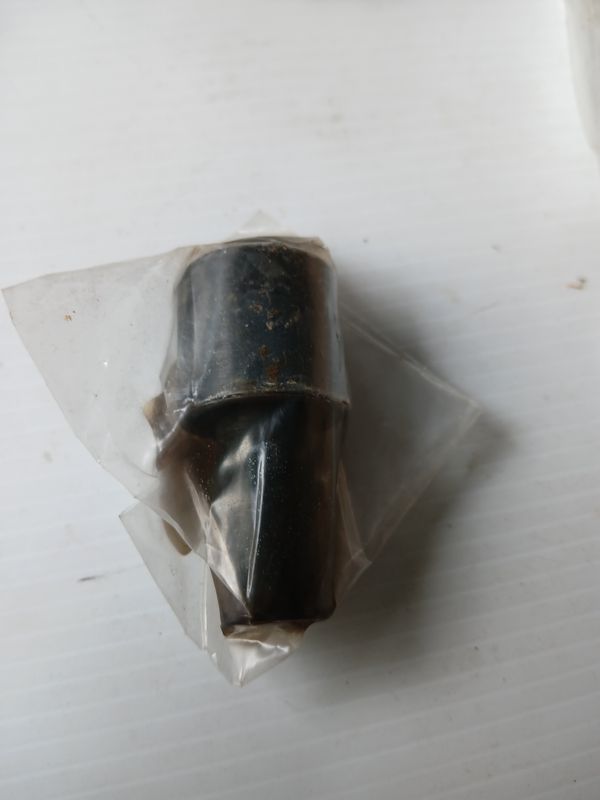 Rubber Mount, Upper   345-61301-0