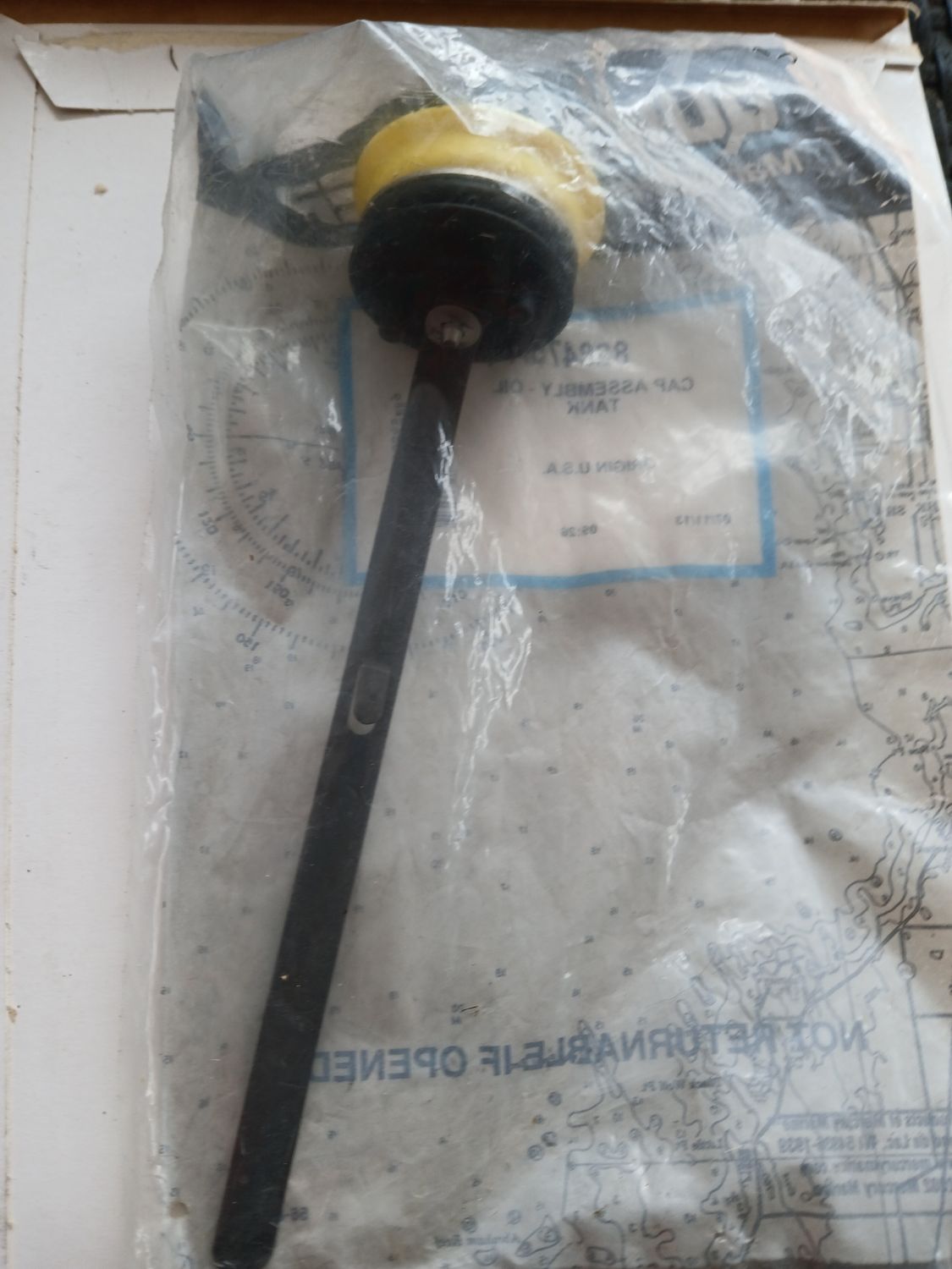 Cap Assy - Oil Tank  828475A 1