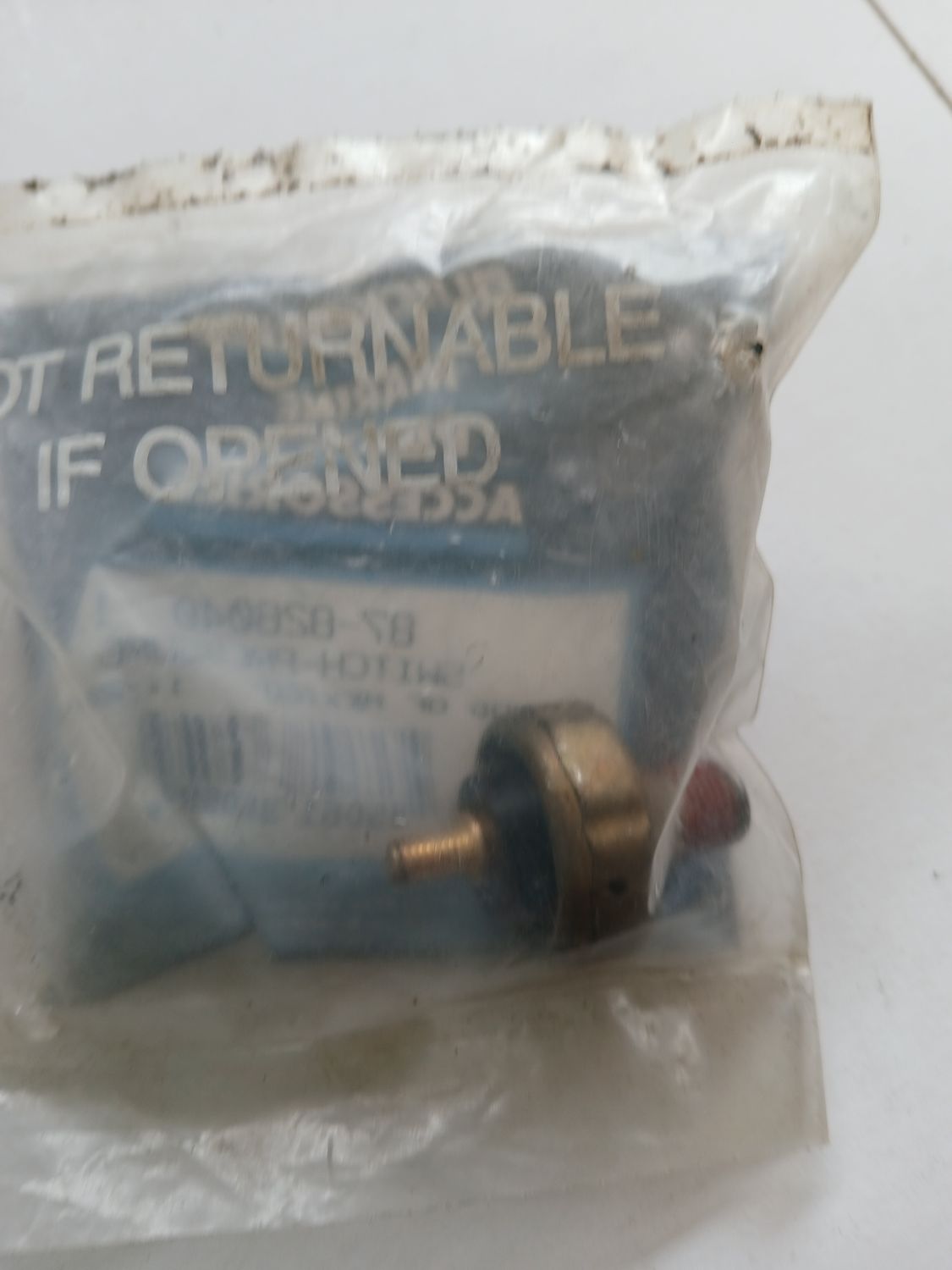 Oil Pressure Switch  87-828040 1