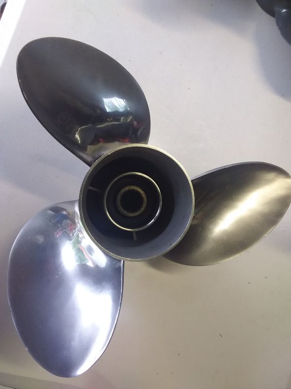 Solas/Suzuki Ex-trial 3 Blade Stainless Steel Propeller. 3451-139-19.