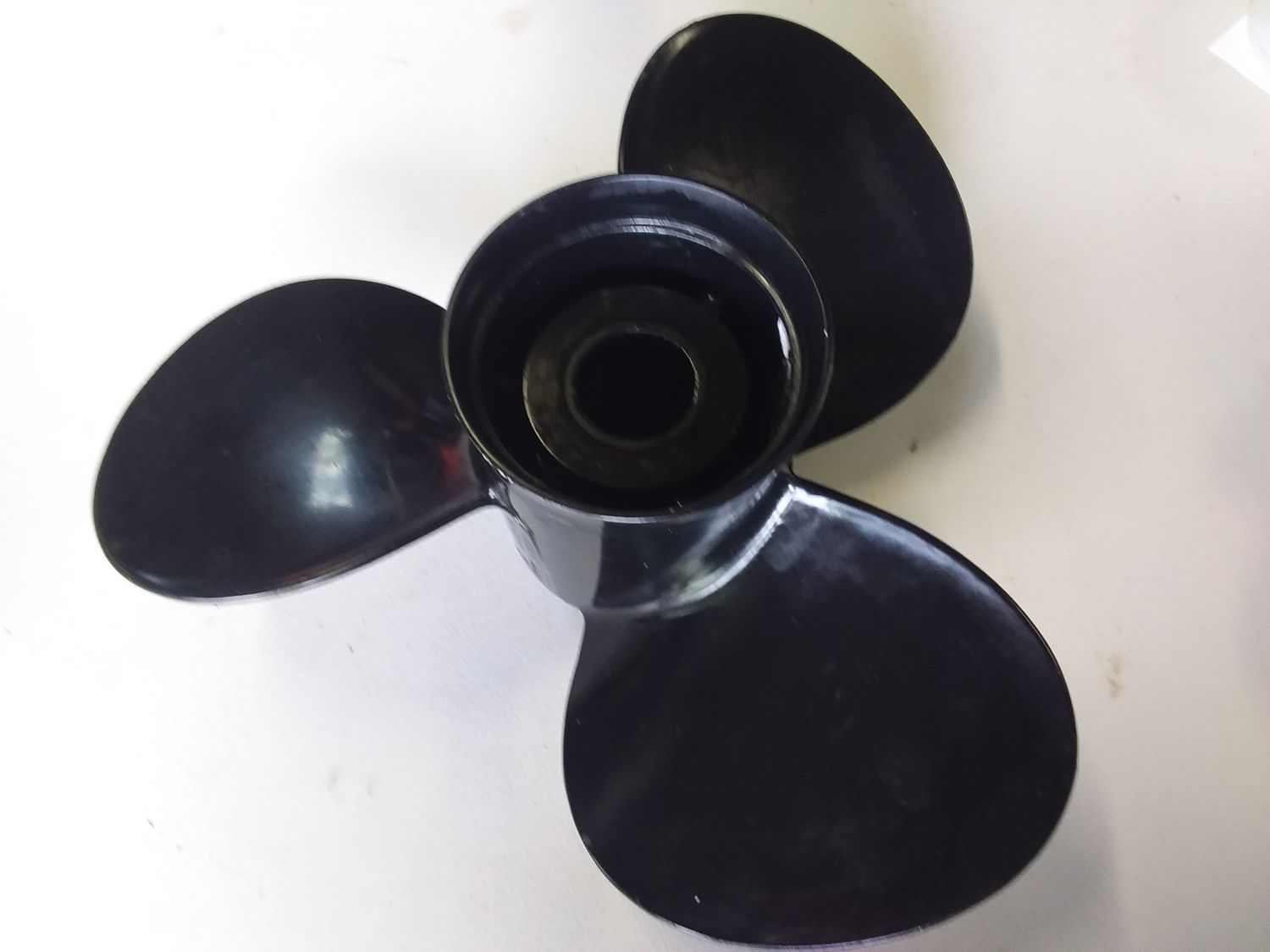 Polastorm Genesis Ex-trial 3 Blade Alloy Propeller. 4087-3139-14VX