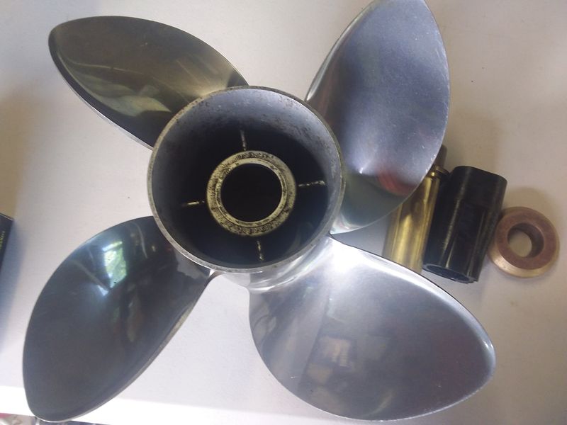 Evinrude/Johnson Ex-trial 4 Blade Stainless Steel Propeller. 0177230
