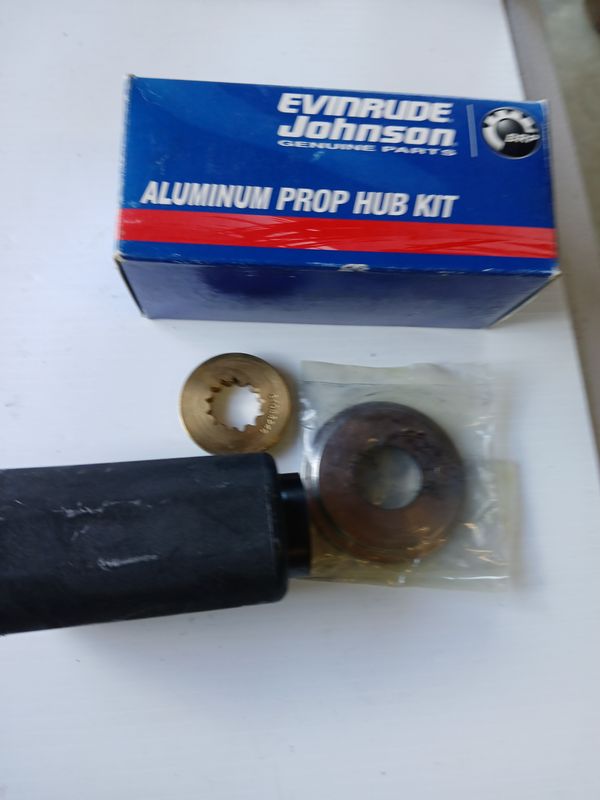 Aluminum Prop Hub Kit  0765195