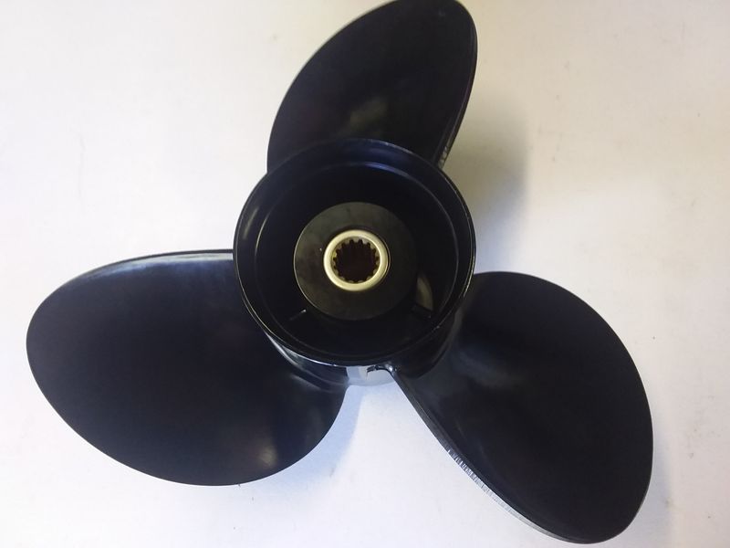 Solas/Evinrude Amita 3  Left-hand 3 Blade Alloy Propeller. 2512-148-17
