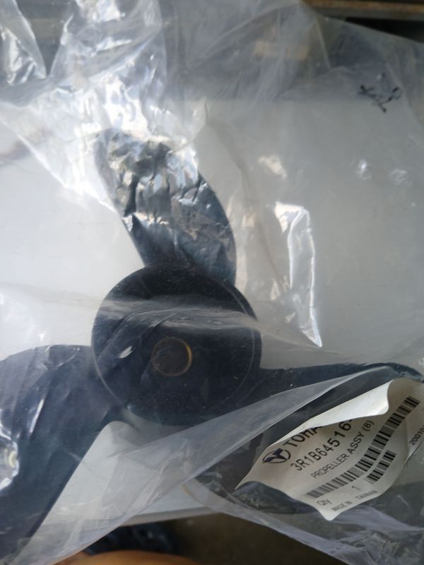 Propeller 8" 3R1B64516-2