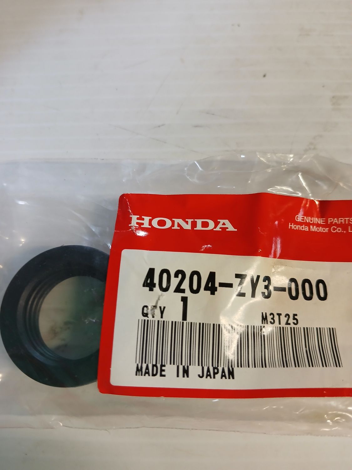 Grommet, Extension   40204-ZY3-000
