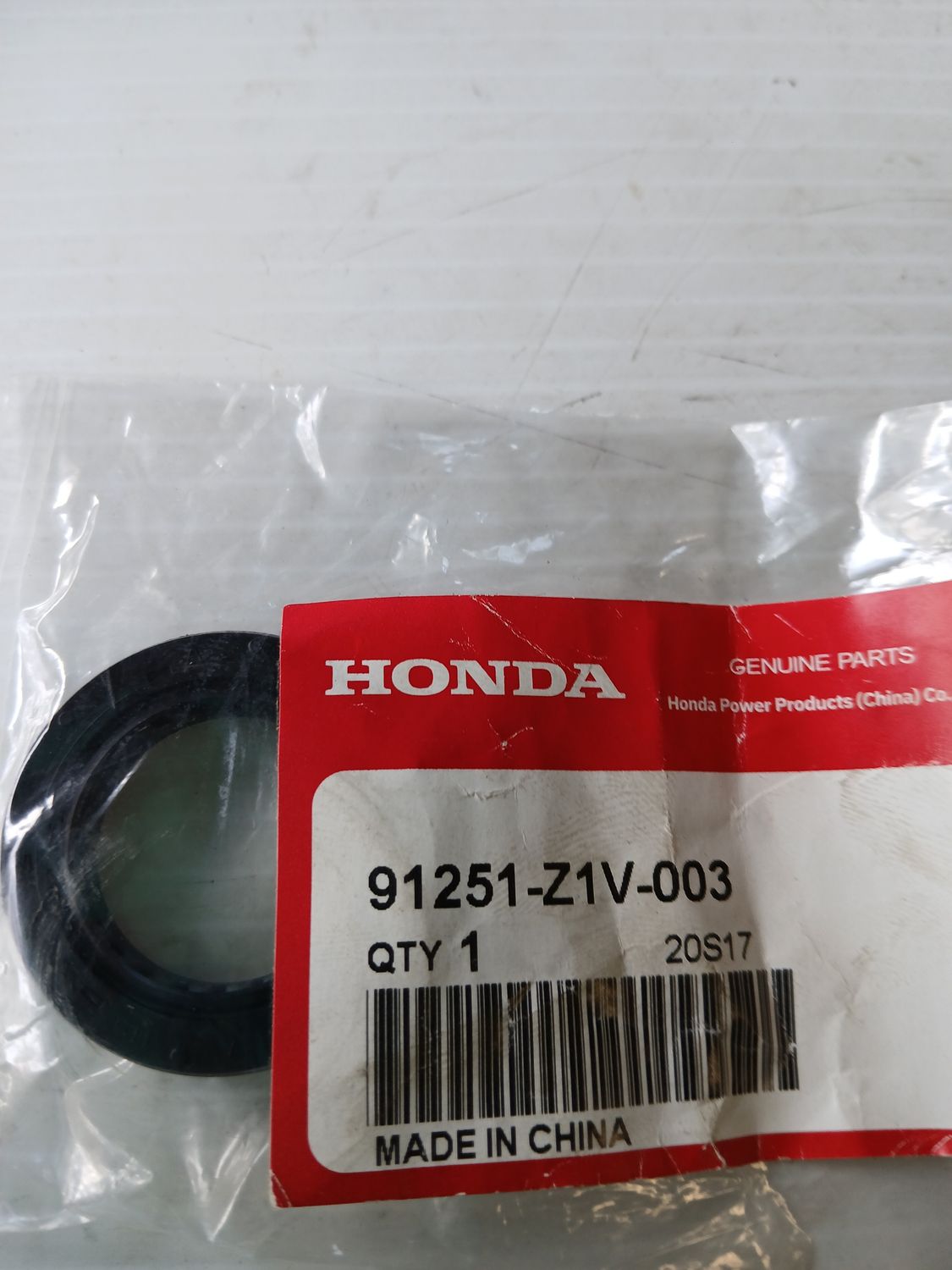 Oil Seal  25 x 38 x 7,  91251-Z1V-003