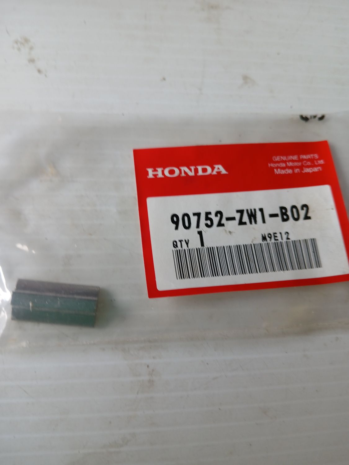 Key, Woodruff  90752-ZW1-B02