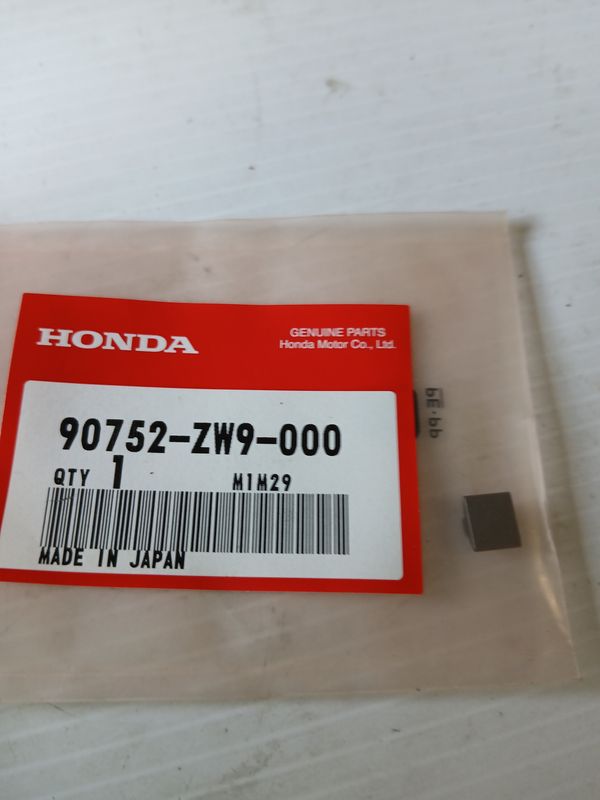 Key, Woodruff  90752-ZW9-000