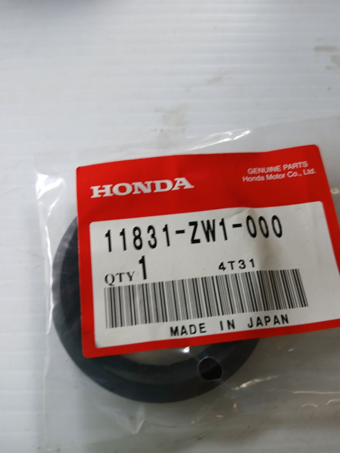 Rubber, Seal  11831-ZW1-000
