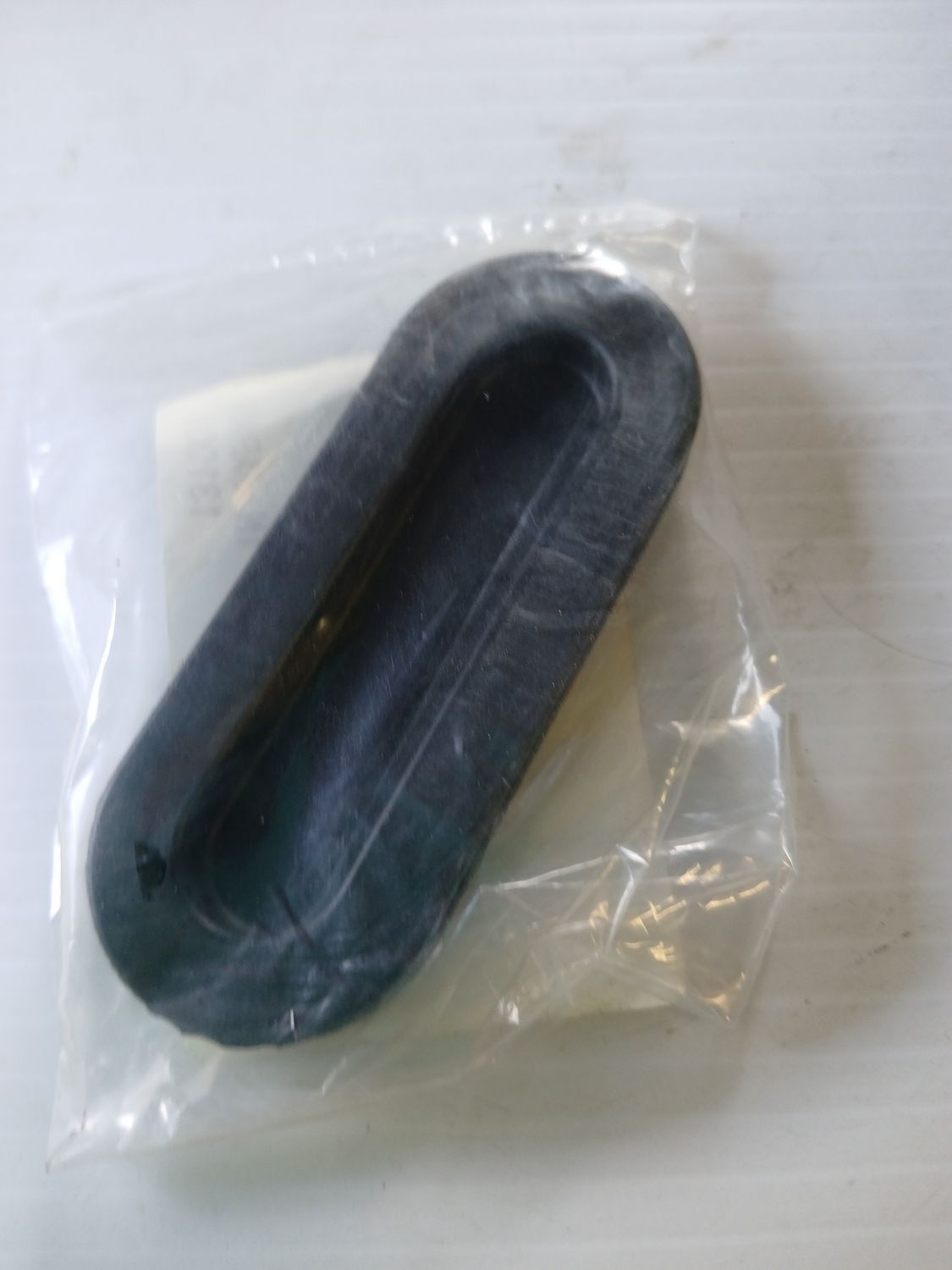 Grommet  346-67165-0