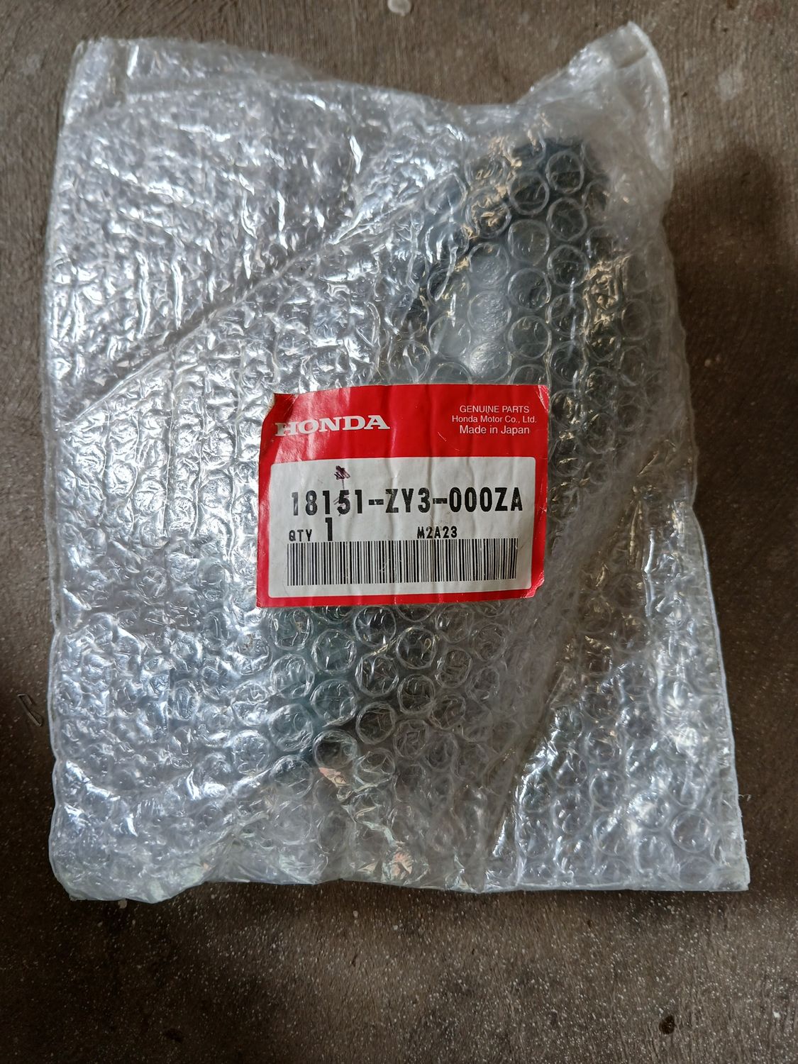 Guide, Exhaust  18151-ZY3-000ZA