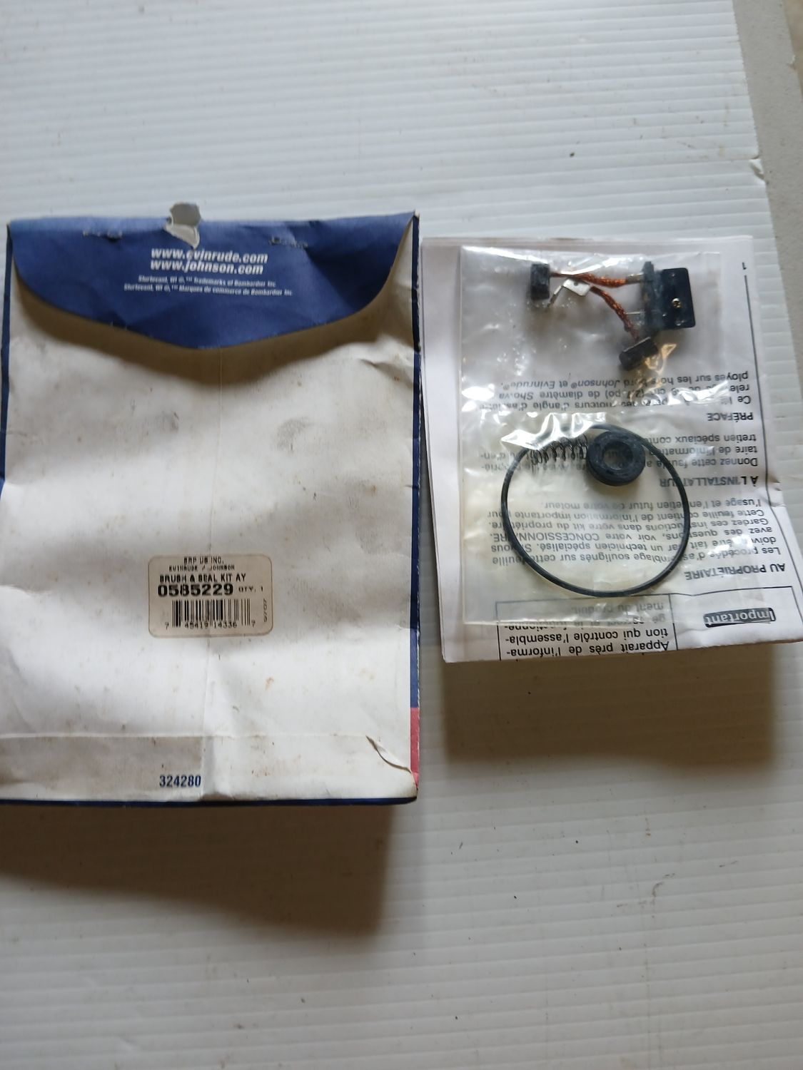 Brush and Seal Kit  0585229