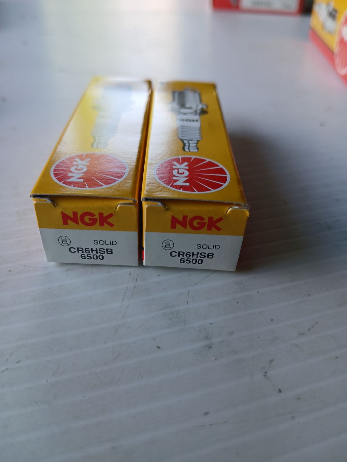Spark Plug, Pack of 2, CR6HSB