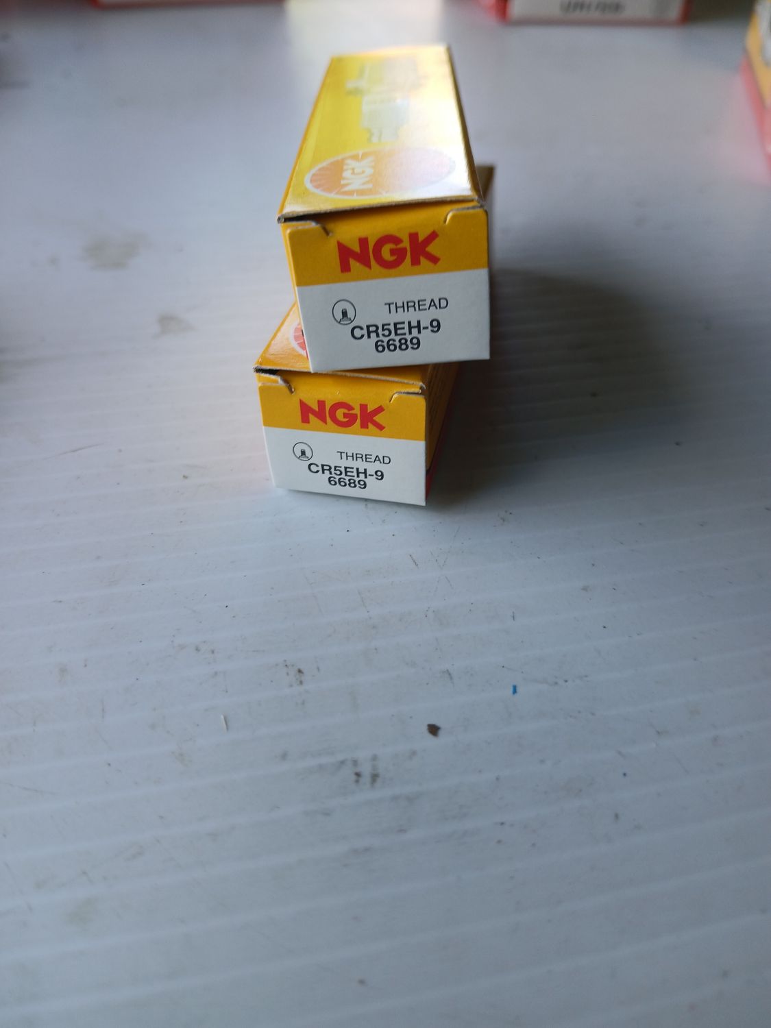 Spark Plug, Pack of 2, CR5EH9