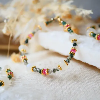 Edelsteen armband Medini met MOSAGAAT, ROZE TOPAAS en MAANSTEEN