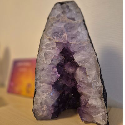 Amethist geode 22,5 cm-grote zuiverende steen voor intuïtie, rust &amp; bescherming
