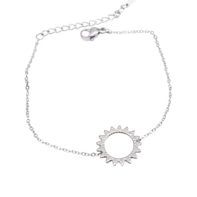 Zilveren zon armband- Verfijnd sieraad voor licht, eenvoud &amp; verbinding