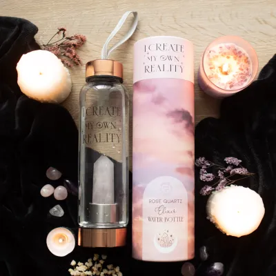 Glazen waterfles met rozenkwarts - Liefdevol drinken voor body & soul Glazen waterfles met rozenkwarts - Liefdevol drinken voor body & soul