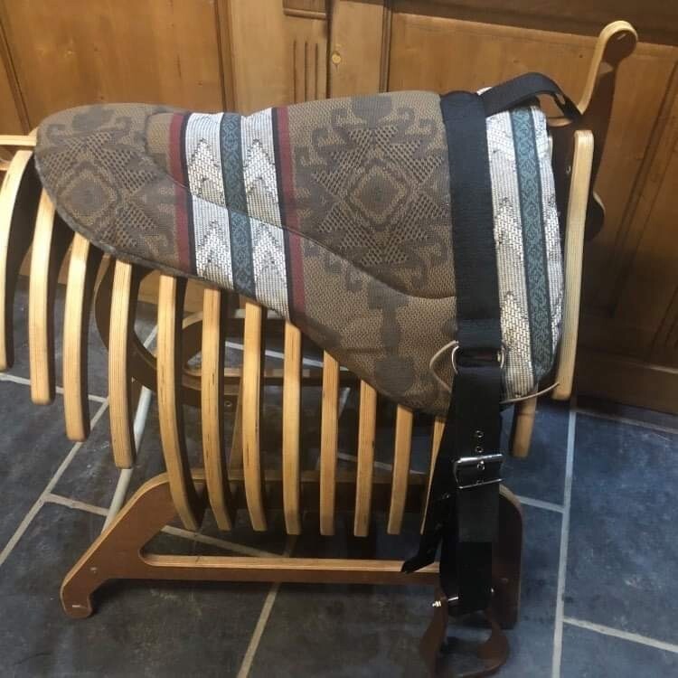 Bareback pad
