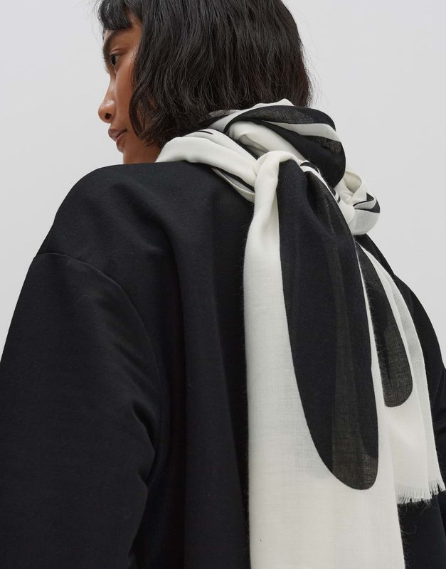 Someday Burinna scarf Zwart