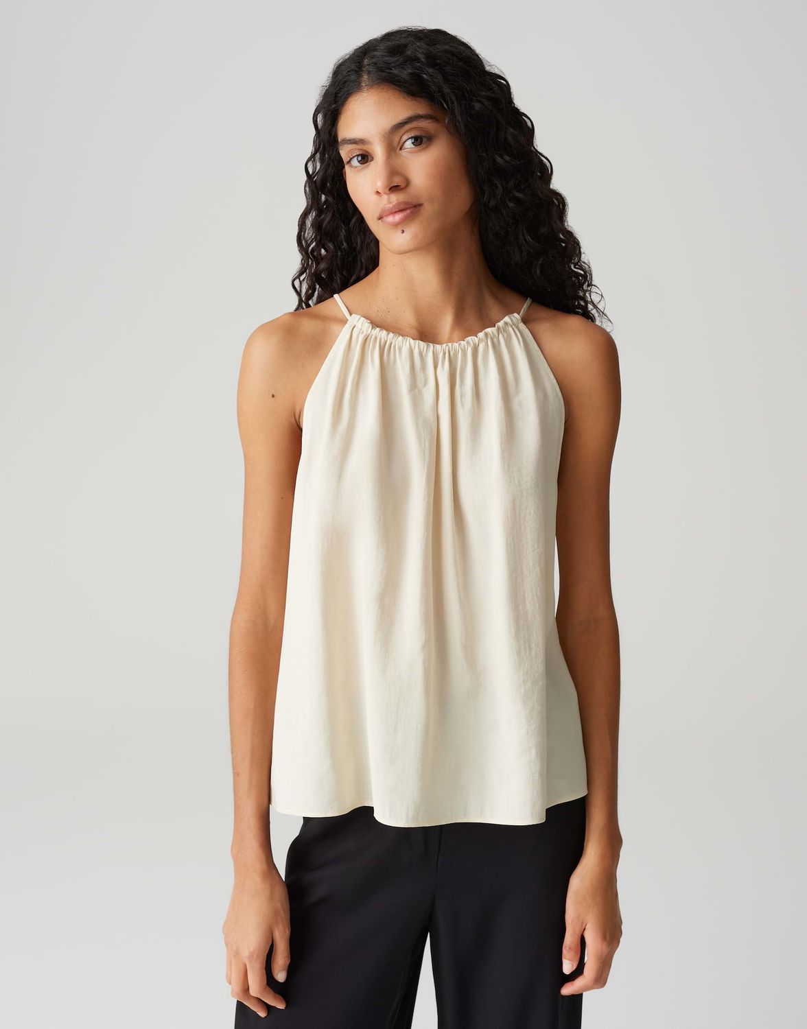 Opus Foyage Beige
