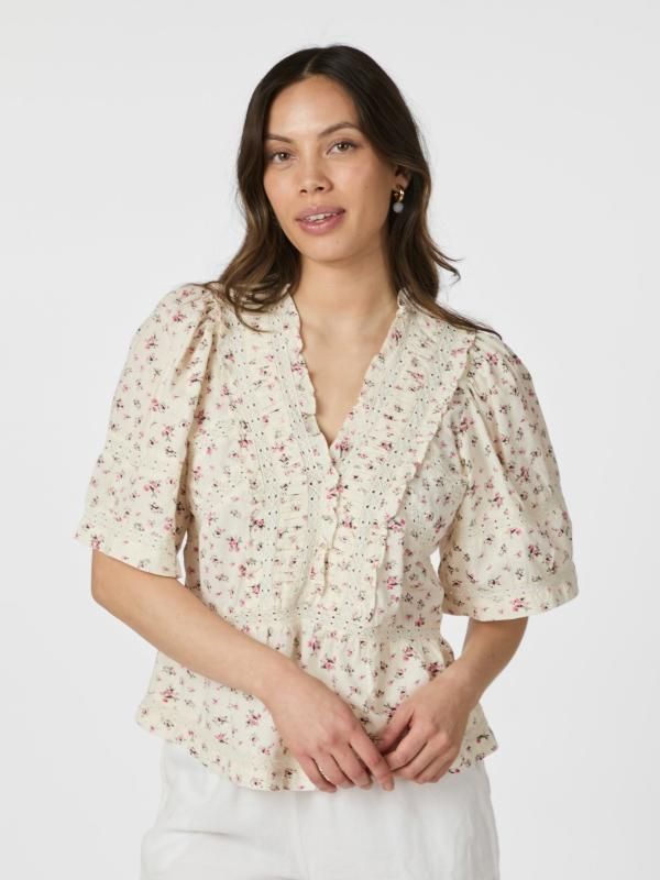 Neo Noir Evienne Floral Blush top Ecru