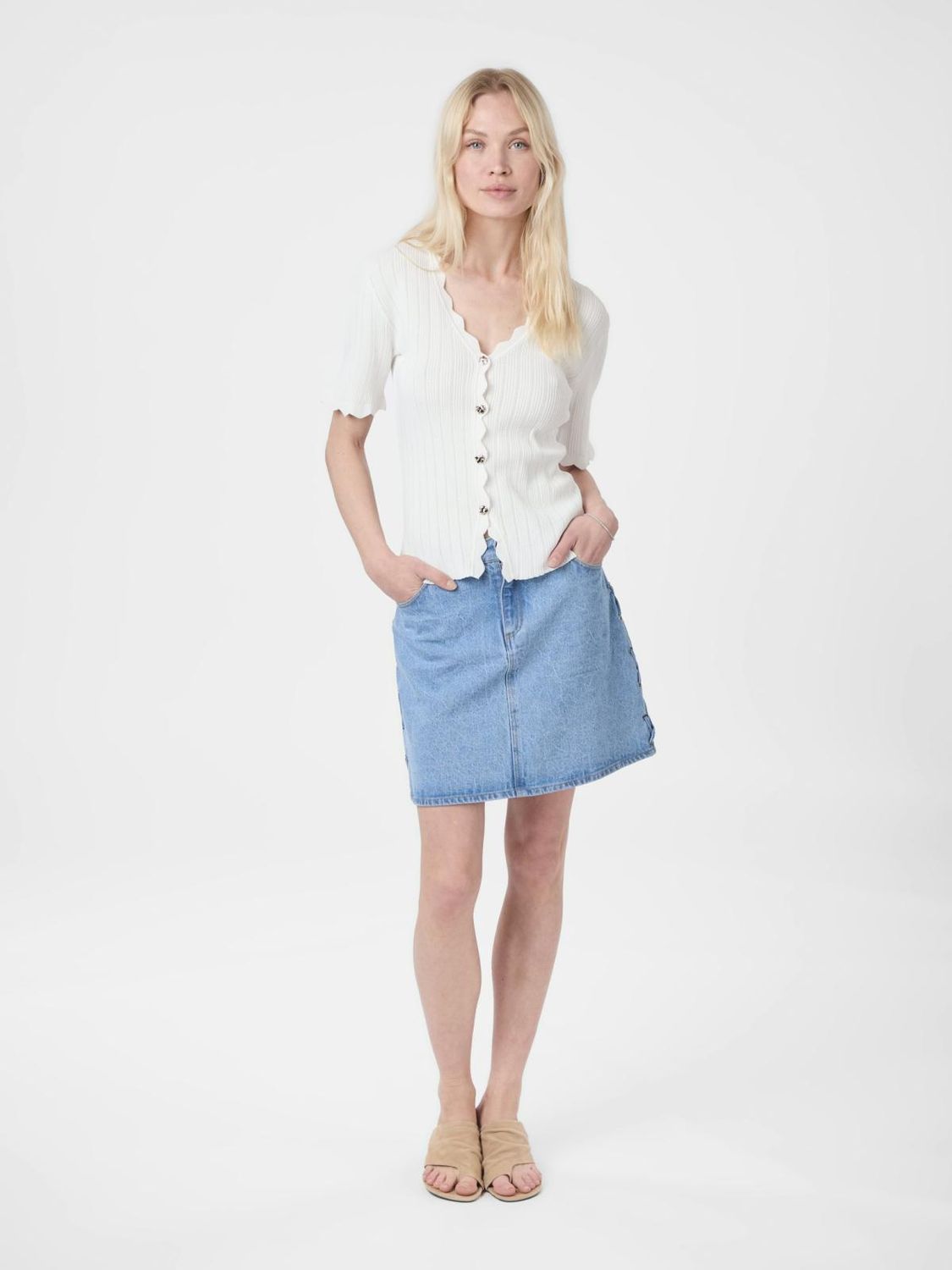 Neo Noir Larifa Stitch Knit tee Ecru