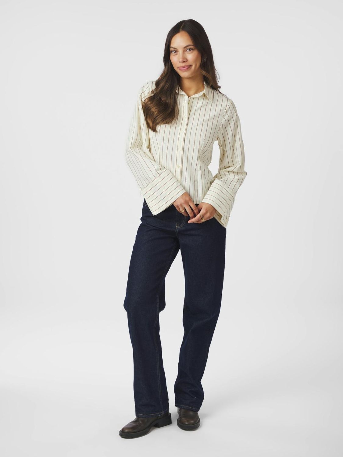 Neo Noir Rosa solid Shirt Beige