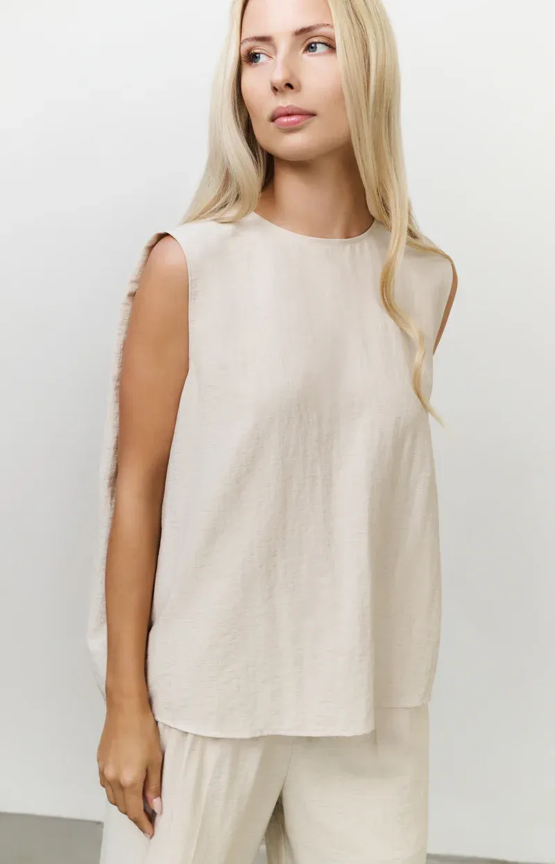 YaYa Mouwloze top met knoopsluiting Bruin