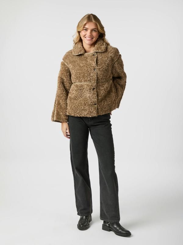 Neo Noir Castor Faux Fur Jacket Bruin 164862