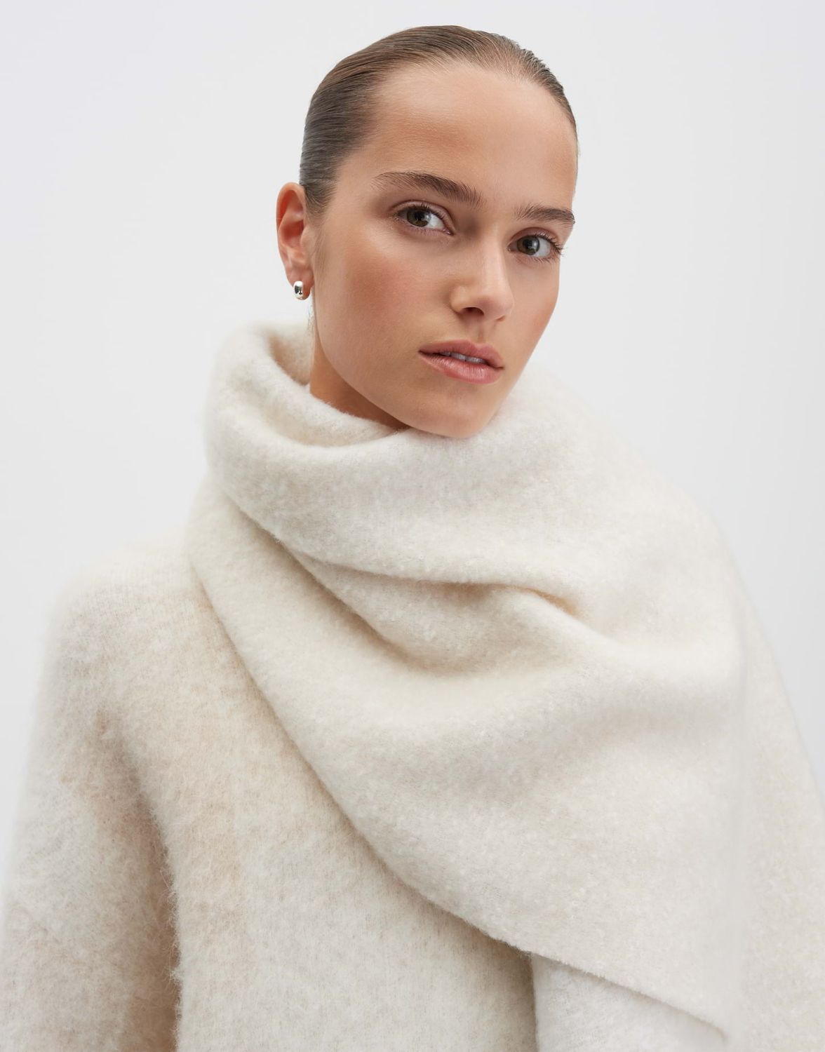 Someday Bintie scarf Ecru 10470213534100