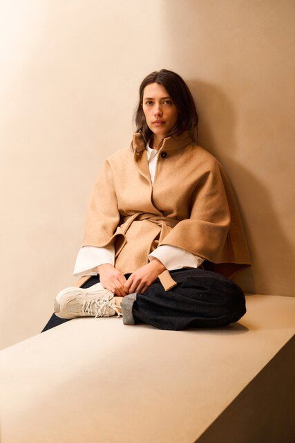 YaYa Soft woven poncho with collar Bruin 03-521004-510