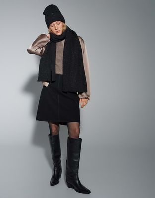 Opus Ashiny scarf Zwart