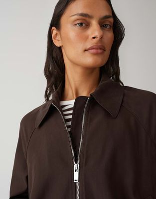 Opus Jas Javell Bruin