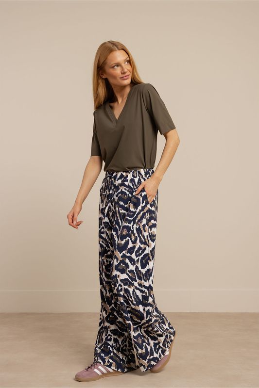 Studio Anneloes Inge travel tee Groen